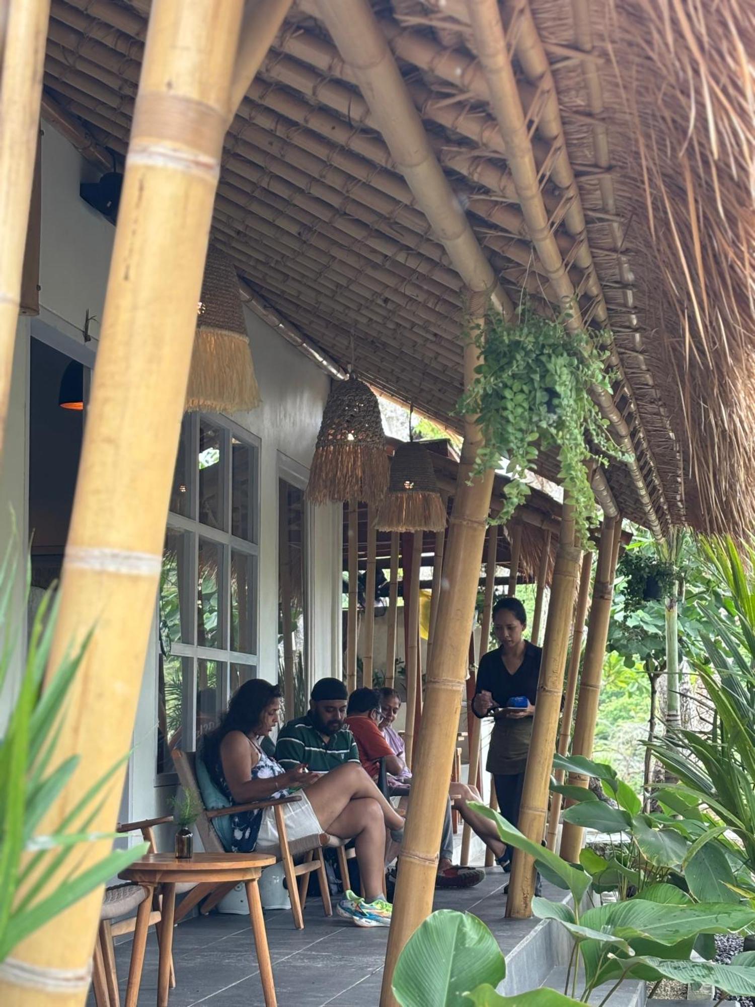 Kaje Cottage & Restaurant Tanglad ภายนอก รูปภาพ